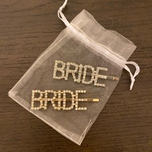 Bride hair clips !